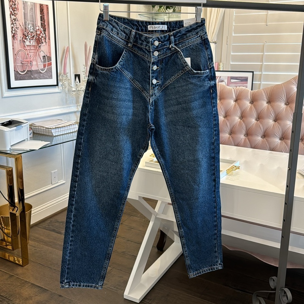 NWT HIGH RISE JEANS SIZE 8 - Picture 16 of 17